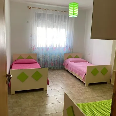 アパート Agaraj *